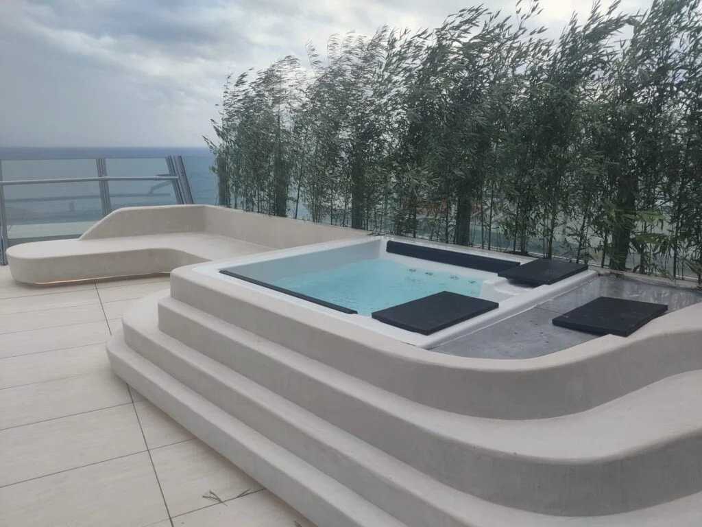 Spectacular Suits - Hotel W, Barcelona (2)